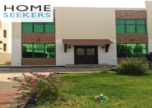 Awesome 4 Bedroom Villa in Sanad area