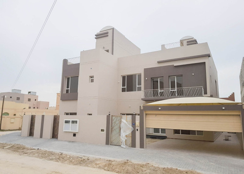 Brand new 4 bedrooms villa in Malkiyah
