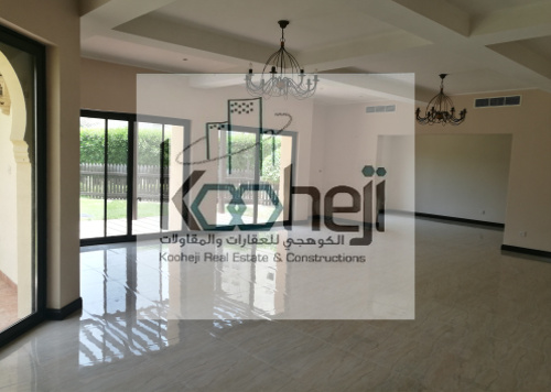 Beautiful compound villa consist full facilities in janabiya