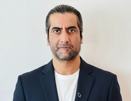 العميل Anjum Jawaid