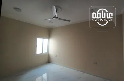 Empty Room image for: Apartment - 2 Bedrooms - 2 Bathrooms for rent in Budaiya - Northern Governorate, Image 1