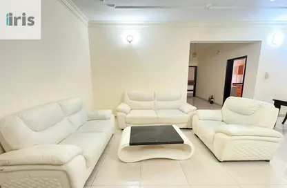 Apartment - 2 Bedrooms - 2 Bathrooms for rent in Al Juffair - Capital Governorate