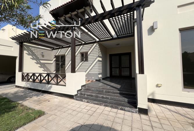 954174 - Property Image 2