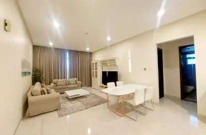 Apartment - 2 Bedrooms - 2 Bathrooms for rent in Al Juffair - Capital Governorate
