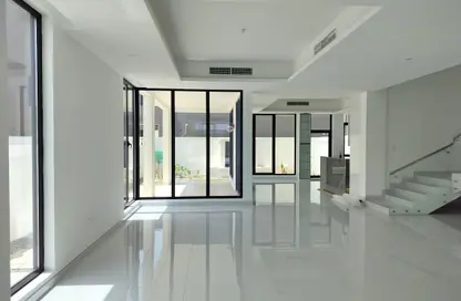 Villa - 4 Bedrooms - 5 Bathrooms for rent in Janabiya - Northern Governorate