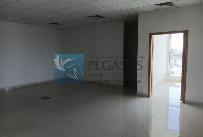957046 - Property Image 3