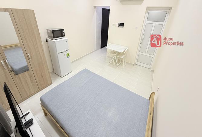 952702 - Property Image 2