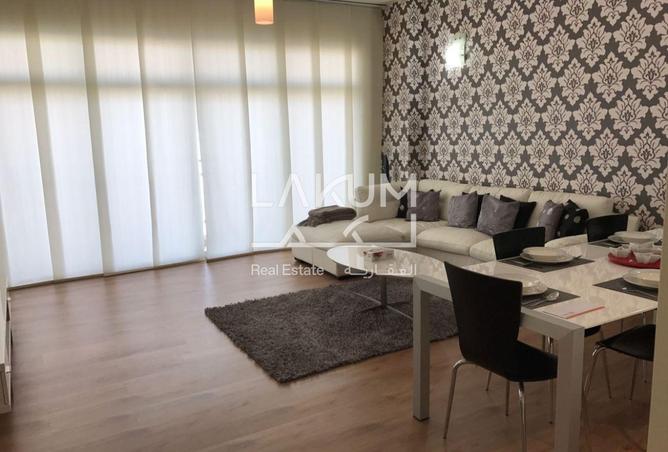 983377 - Property Image 3