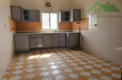 Apartment - 2 Bedrooms - 2 Bathrooms for rent in Hidd - Muharraq Governorate