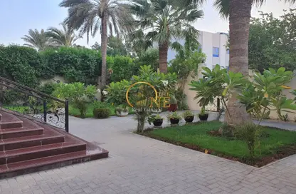 Villa - 5 Bedrooms - 7+ Bathrooms for sale in Saar - Northern Governorate