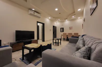 Apartment - 3 Bedrooms - 4 Bathrooms for rent in Hidd - Muharraq Governorate