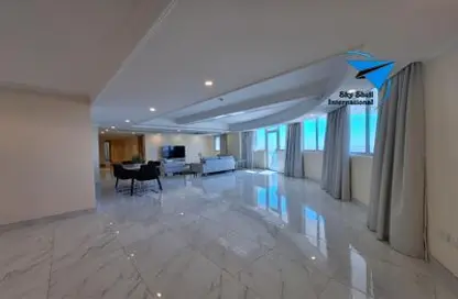 شقة - 3 غرف نوم - 4 حمامات للايجار في الجفير - محافظة العاصمة