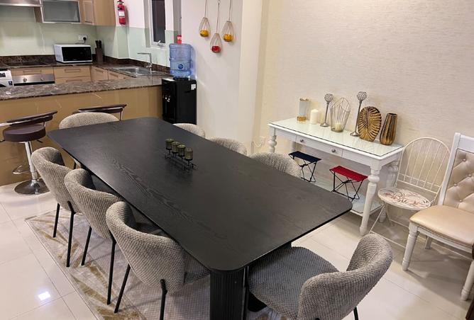 978209 - Property Image 2