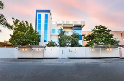 Villa - 7+ Bedrooms - 7+ Bathrooms for sale in Sanad - Central Governorate