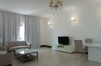 Apartment - 2 Bedrooms - 2 Bathrooms for rent in Al Juffair - Capital Governorate