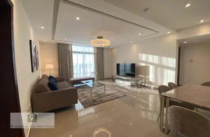 Living / Dining Room image for: Apartment - 3 Bedrooms - 4 Bathrooms for rent in Janabiya - Northern Governorate, Image 1