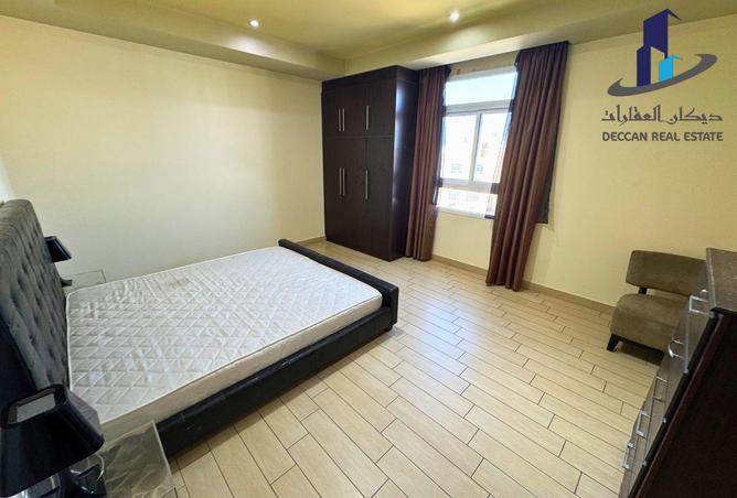 988655 - Property Image 2