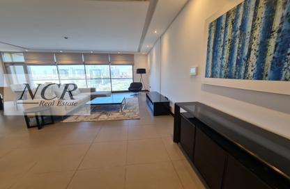 Apartment - 2 Bedrooms - 2 Bathrooms for rent in Reef Island - Capital Governorate