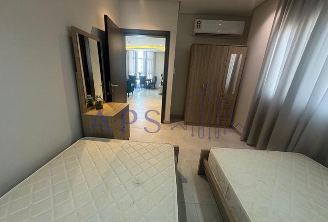 928760 - Property Image 2