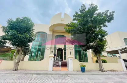 Villa - 5 Bedrooms - 6 Bathrooms for rent in Zinj - Manama - Capital Governorate Villa - 5 Bedrooms - 6 Bathrooms for rent in Zinj - Manama - Capital Governorate
