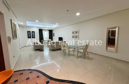 Apartment - 2 Bedrooms - 3 Bathrooms for rent in Al Juffair - Capital Governorate