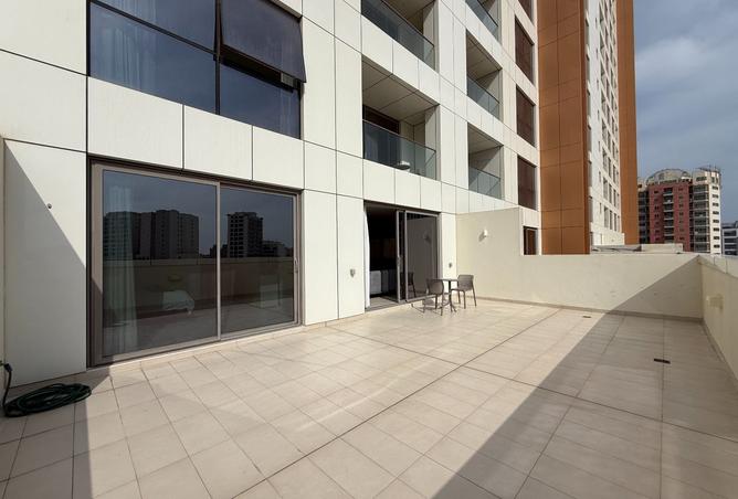 981832 - Property Image 2