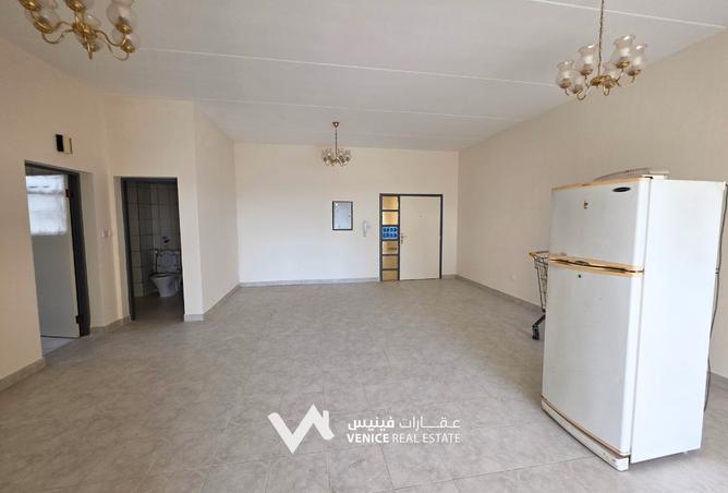 974633 - Property Image 3