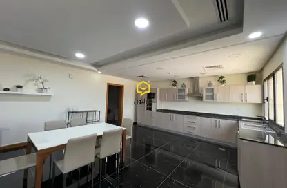 دوبلكس - 2 غرف نوم - 3 حمامات للايجار في شارع أمواج - أمواج - المحرق