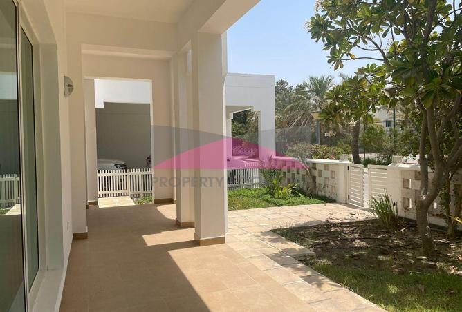 948044 - Property Image 3