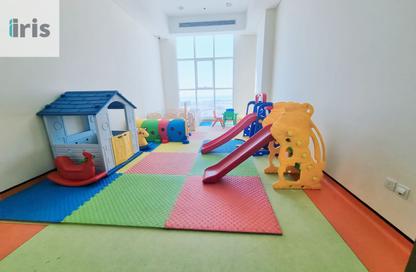 Apartment - 2 Bedrooms - 3 Bathrooms for rent in Al Juffair - Capital Governorate