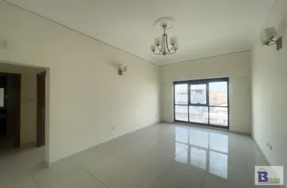 Empty Room image for: Office Space - Studio - 1 Bathroom for rent in Bu Kowarah - Riffa - Southern Governorate, Image 1
