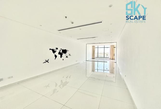 966853 - Property Image 2