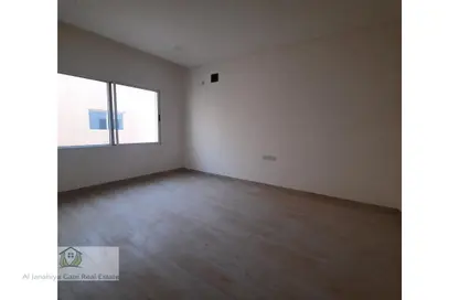 Empty Room image for: Villa - 4 Bedrooms - 4 Bathrooms for sale in Jannusan - Northern Governorate, Image 1