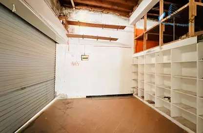 Shop - Studio - 1 Bathroom for rent in Manama Downtown - Manama - Capital Governorate