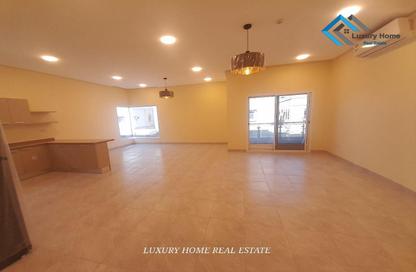 Apartment - 3 Bedrooms - 3 Bathrooms for rent in Tubli - Central Governorate