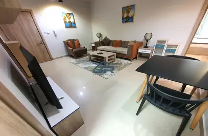 Apartment - 2 Bedrooms - 2 Bathrooms for rent in Um Al Hasam - Manama - Capital Governorate