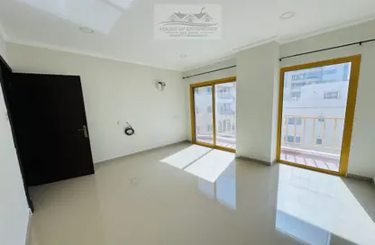 Empty Room image for: Apartment - 1 Bedroom - 1 Bathroom for rent in Busaiteen - Muharraq Governorate, Image 1