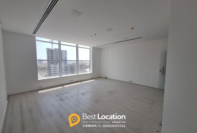 915759 - Property Main Image
