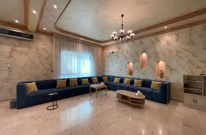 Villa - 5 Bedrooms - 5 Bathrooms for rent in Janabiya - Northern Governorate