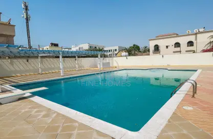 Apartment - 2 Bedrooms - 2 Bathrooms for rent in Salmaniya - Manama - Capital Governorate