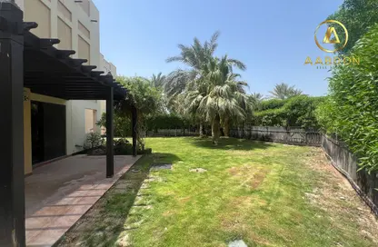 فيلا - 5 غرف نوم - 5 حمامات للايجار في الجنبية - المحافظة الشمالية