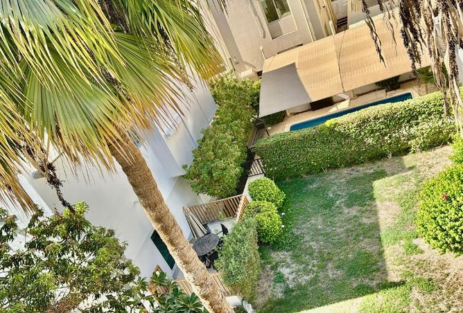 961401 - Property Image 2