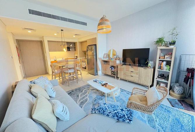 984342 - Property Image 2