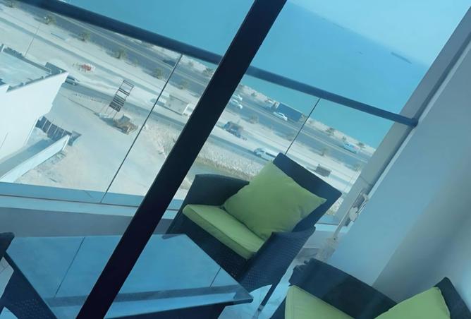 988325 - Property Image 2