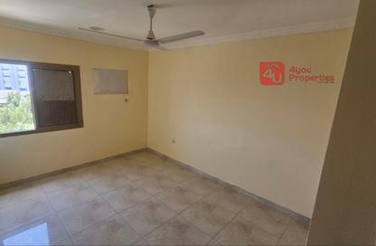 Apartment - 2 Bedrooms - 2 Bathrooms for rent in Salmaniya - Manama - Capital Governorate