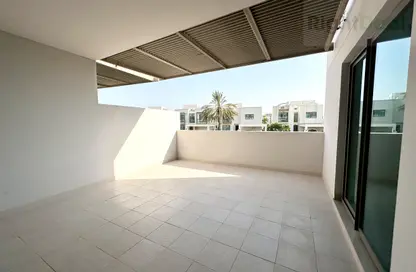 Apartment - 2 Bedrooms - 2 Bathrooms for rent in Tala Island - Amwaj Islands - Muharraq Governorate