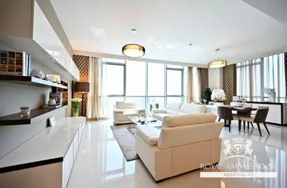 Apartment - 2 Bedrooms - 4 Bathrooms for rent in Al Juffair - Capital Governorate