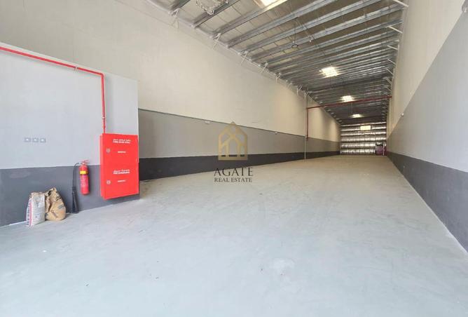 981656 - Property Image 2