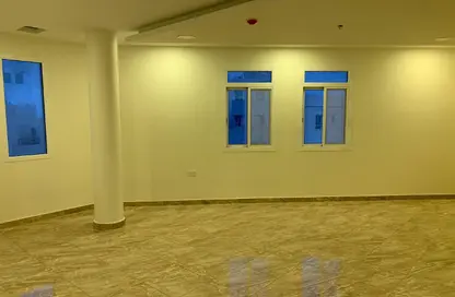شقة - 2 غرف نوم - 2 حمامات للايجار في سار - المحافظة الشمالية