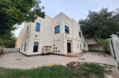 فيلا - 3 غرف نوم - 4 حمامات للايجار في الجنبية - المحافظة الشمالية